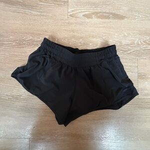 Lululemon Women's Black Shorts - size 00